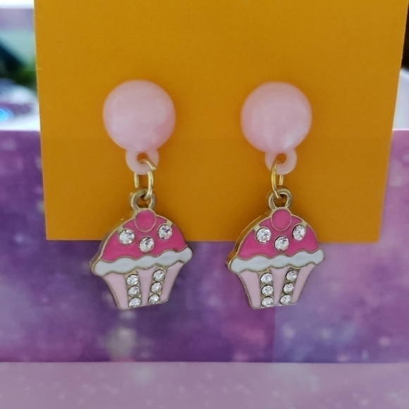 Cupcake earrings with pink studs. Nwt - Picture 1 of 1